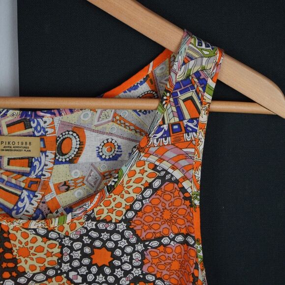 Colorful PIKO 1988 Rayon Women's Tank Top Size S/M Style T2235 Art to Wear - Picture 13 of 14